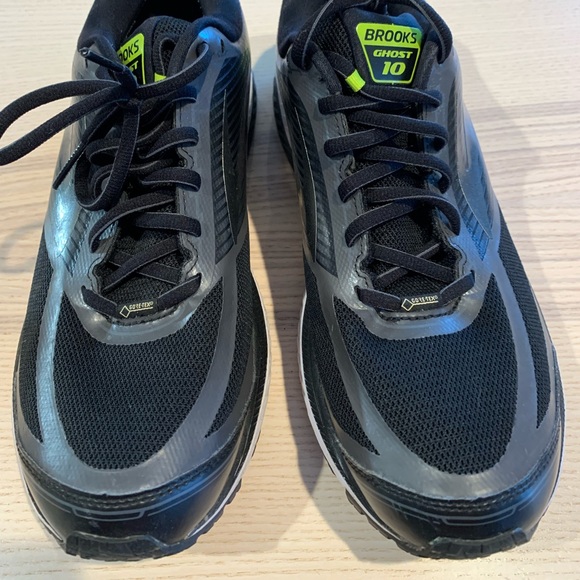 Brooks Gortex Ghosts - Picture 2 of 6